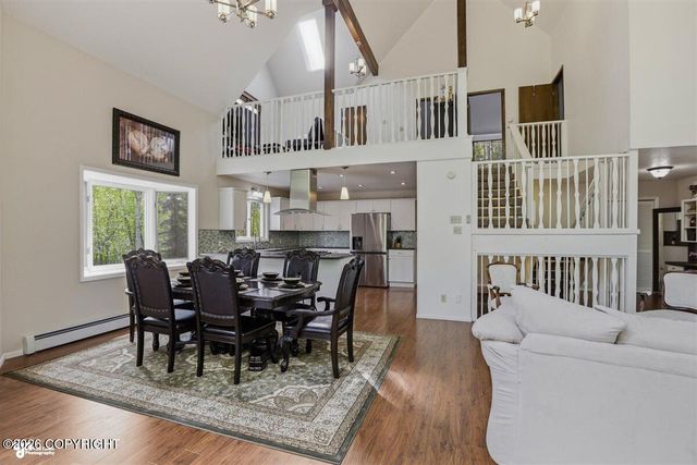 21818 Cloverleaf Road, Chugiak, AK 99567