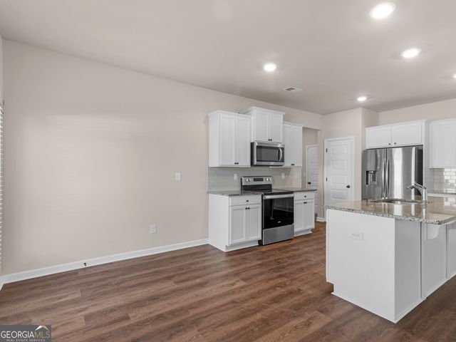 1708 Cadence Street, Locust Grove, GA 30248