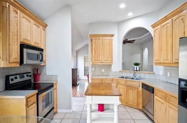 8336 Trinity Vista Trail, Fort Worth, TX 76053