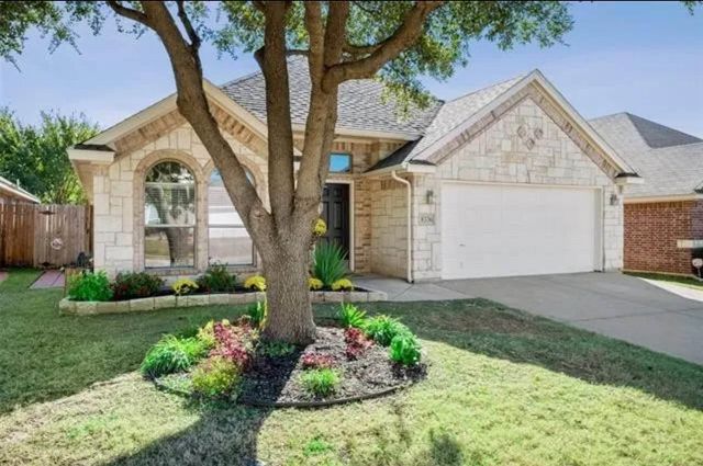8336 Trinity Vista Trail, Fort Worth, TX 76053