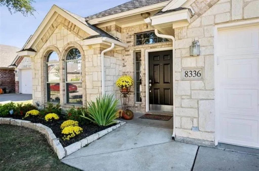 8336 Trinity Vista Trail, Fort Worth, TX 76053