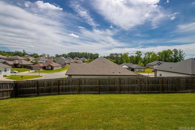 5455 Heritage Valley Dr, Benton, AR 72019