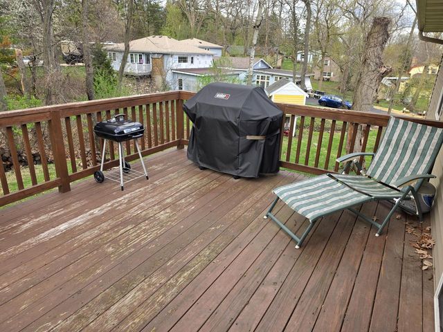 3828 W Cypress DRIVE, Lake Geneva, WI 53147