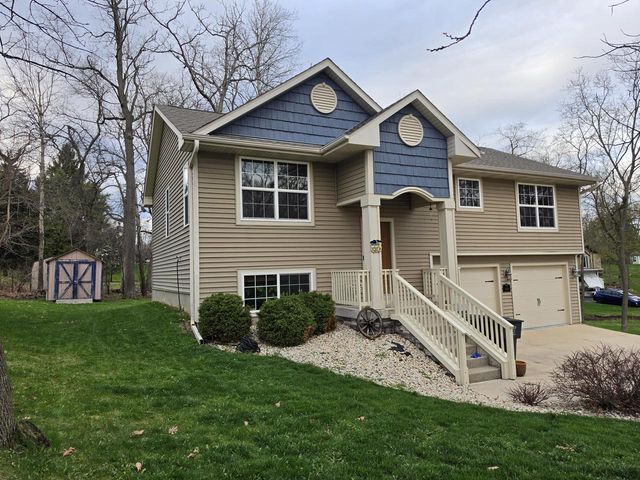 3828 W Cypress DRIVE, Lake Geneva, WI 53147