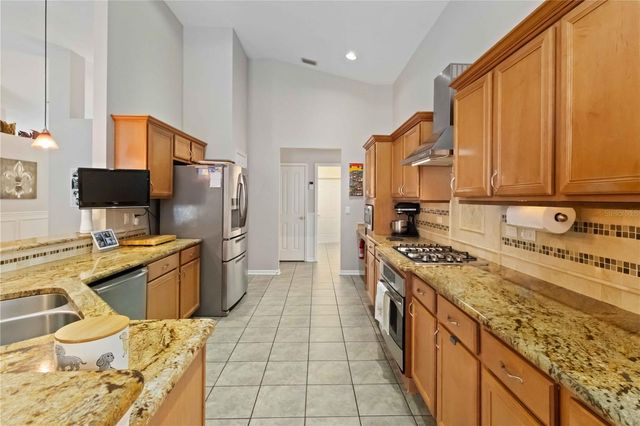 8950 ABERDEEN CREEK CIRCLE, Riverview, FL 33569