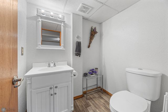 437 10th Avenue E, West Fargo, ND 58078