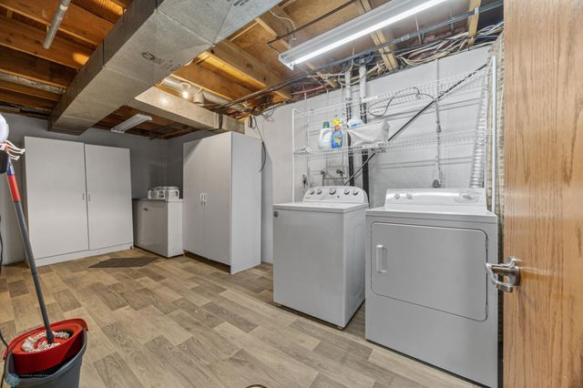 437 10th Avenue E, West Fargo, ND 58078