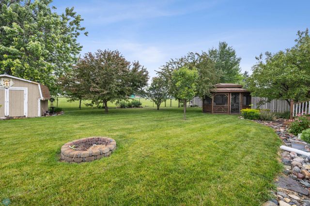 437 10th Avenue E, West Fargo, ND 58078