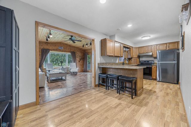 437 10th Avenue E, West Fargo, ND 58078