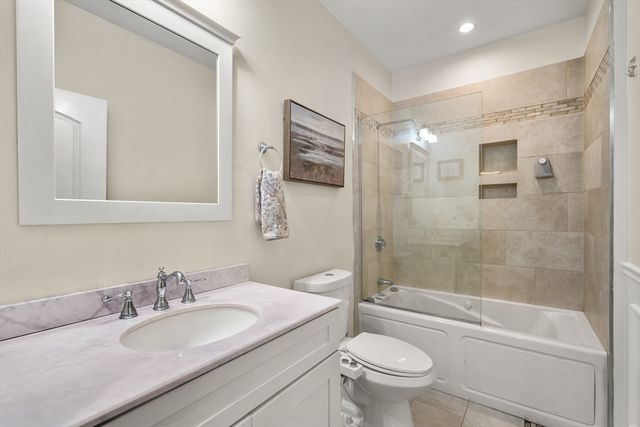 9 O St. 1, Boston, MA 02127