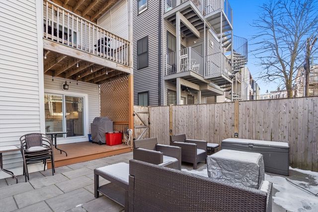 9 O St. 1, Boston, MA 02127