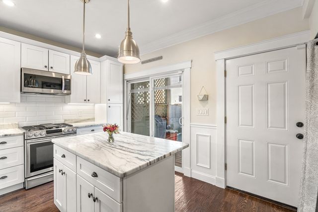 9 O St. 1, Boston, MA 02127