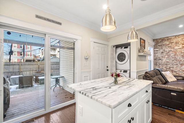 9 O St. 1, Boston, MA 02127