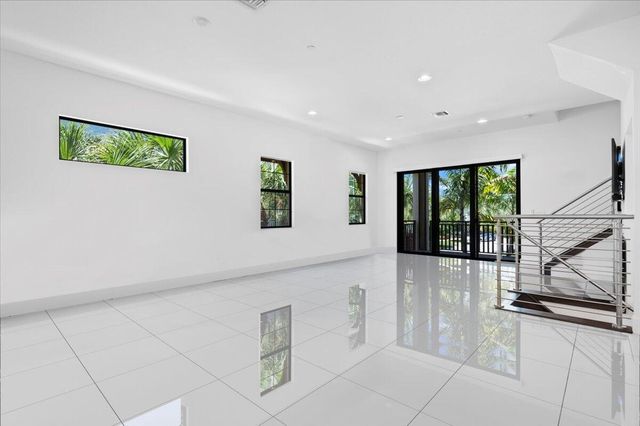 4121 Faraday Way, Palm Beach Gardens, FL 33418