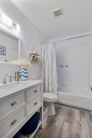 6415 Plymouth Rd, Stockton, CA 95207