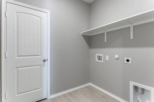 1100 Desaix DR, Georgetown, TX 78628