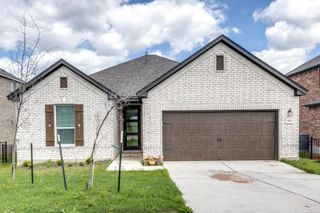 1100 Desaix DR, Georgetown, TX 78628