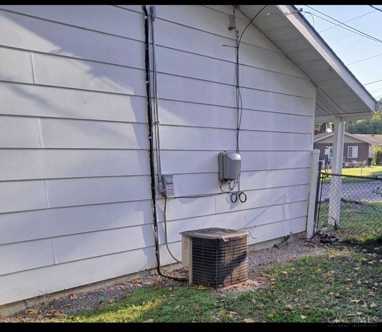 9562 Trafalgar Court, Colerain Twp, OH 45251