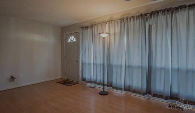 9562 Trafalgar Court, Colerain Twp, OH 45251