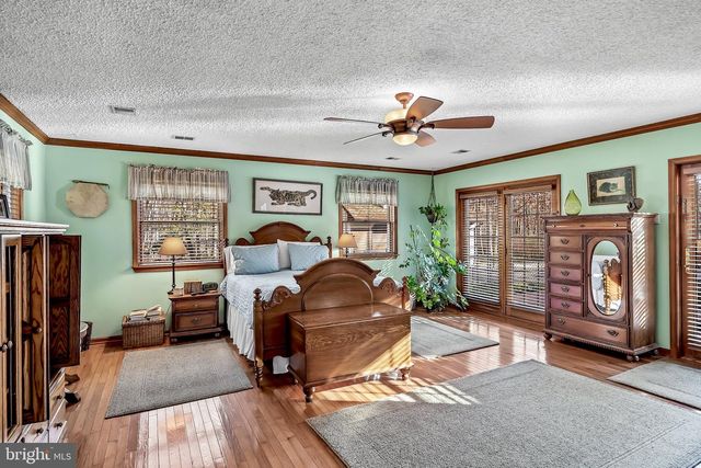 26 TUCKERTON RD, Shamong, NJ 08088