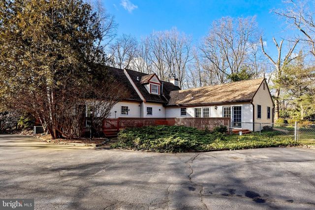 26 TUCKERTON RD, Shamong, NJ 08088