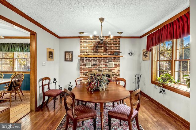 26 TUCKERTON RD, Shamong, NJ 08088