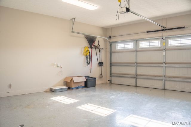 441 Wind Ridge Drive, Deatsville, AL 36022