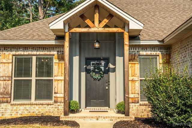 441 Wind Ridge Drive, Deatsville, AL 36022