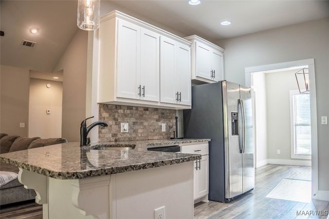 441 Wind Ridge Drive, Deatsville, AL 36022