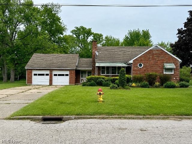 5004 Dunsmore Avenue, Ashtabula, OH 44004