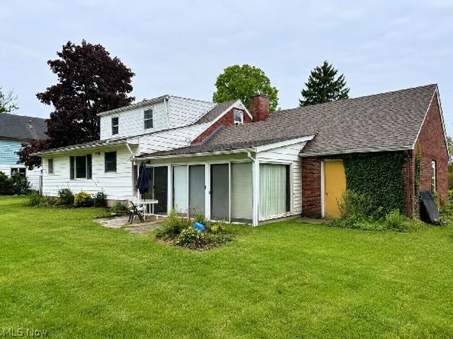 5004 Dunsmore Avenue, Ashtabula, OH 44004