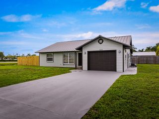 1627 SE Monroe Street, Stuart, FL 34997