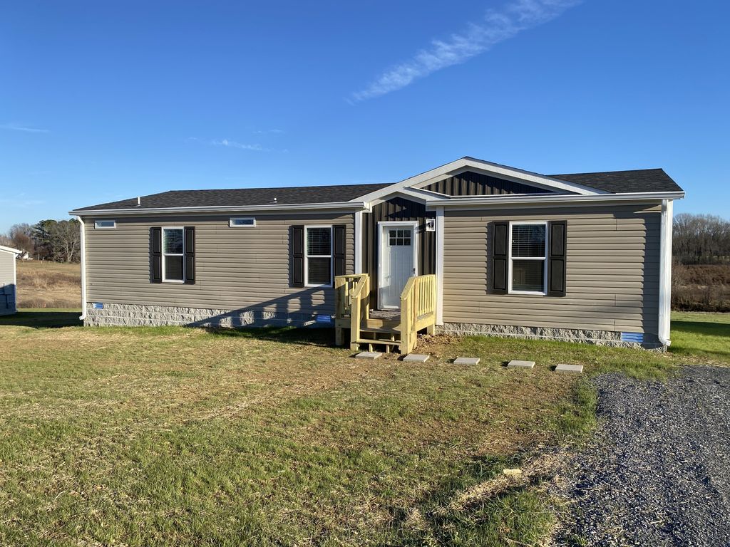 1690 Gamaliel Rd, Red Boiling Springs, TN 37150