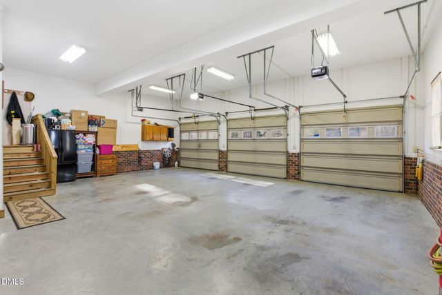 2045 Twin Acres Road, Clayton, NC 27520