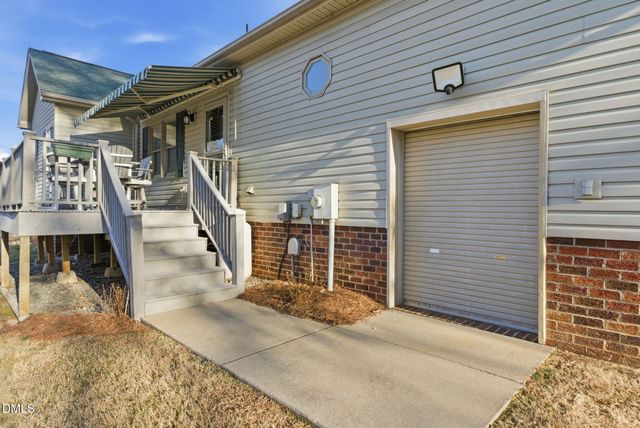 2045 Twin Acres Road, Clayton, NC 27520