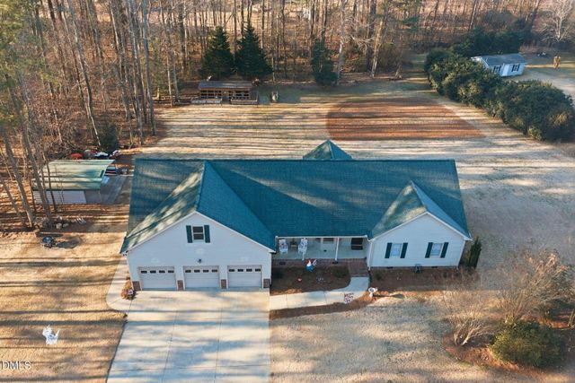 2045 Twin Acres Road, Clayton, NC 27520