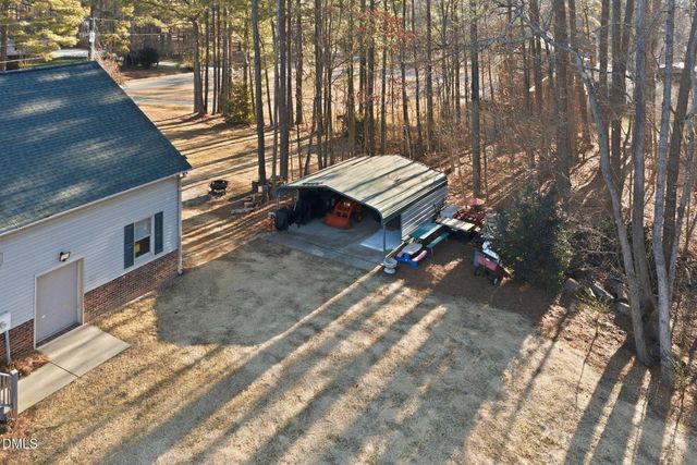 2045 Twin Acres Road, Clayton, NC 27520