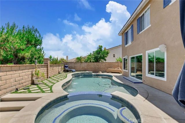 26442 Antonio Circle, Loma Linda, CA 92354