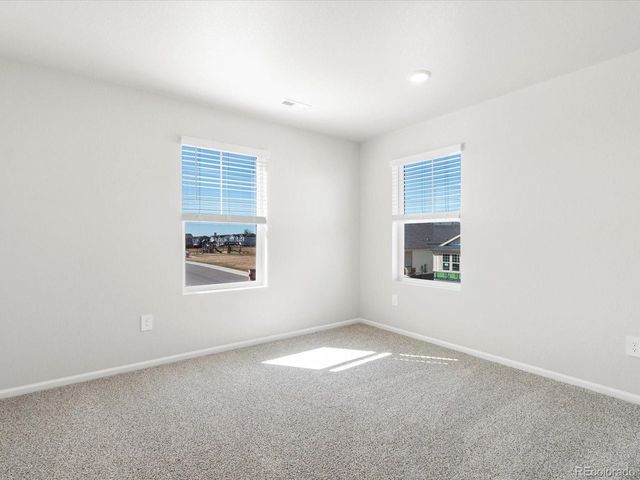4701 Sunsplash Way, Johnstown, CO 80534