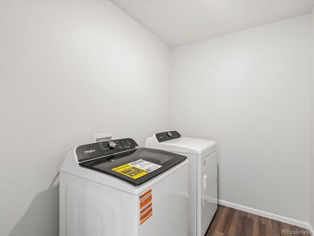 4701 Sunsplash Way, Johnstown, CO 80534