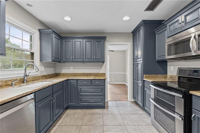 6404 Willow Brook Run E, Mobile, AL 36608