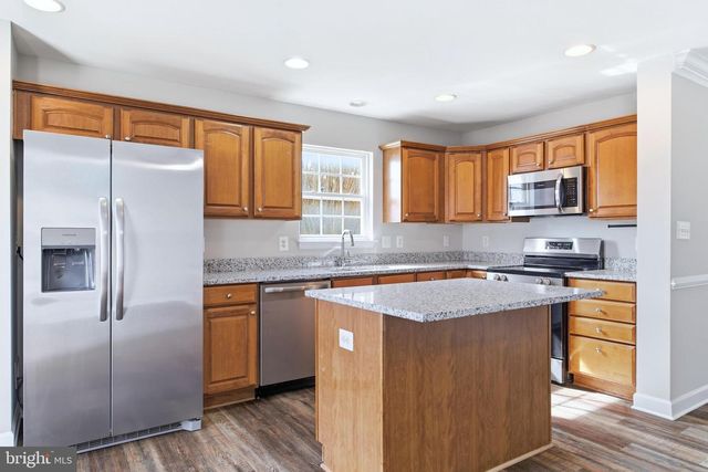 200 CANNON CT, Strasburg, VA 22657