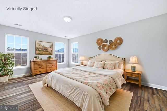 200 CANNON CT, Strasburg, VA 22657