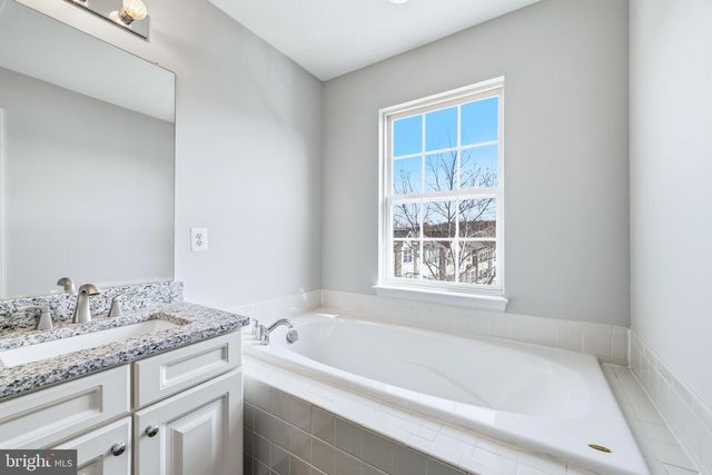 200 CANNON CT, Strasburg, VA 22657