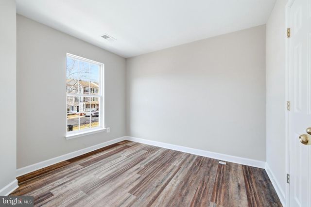 200 CANNON CT, Strasburg, VA 22657