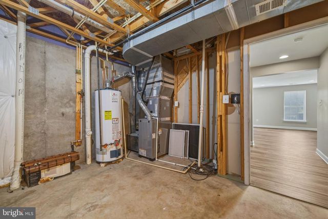 200 CANNON CT, Strasburg, VA 22657