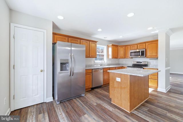 200 CANNON CT, Strasburg, VA 22657