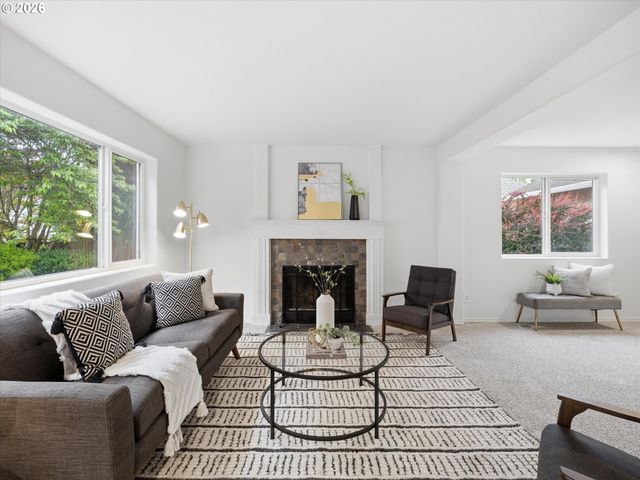 1799 Sw DAYBREAK Way, Troutdale, OR 97060