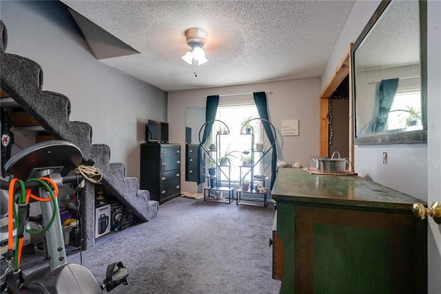 38202 E Old Pink Hill Road, Oak Grove, MO 64075