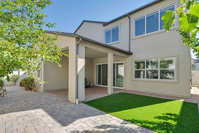 5535 Dapplegray Way, Reno, NV 89511